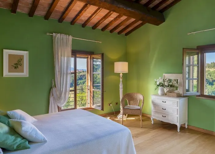 Vila La Nell'isola 12, Emma *