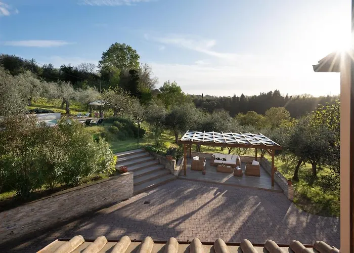 La Nell'isola 12, Emma Vila Casciana Terme